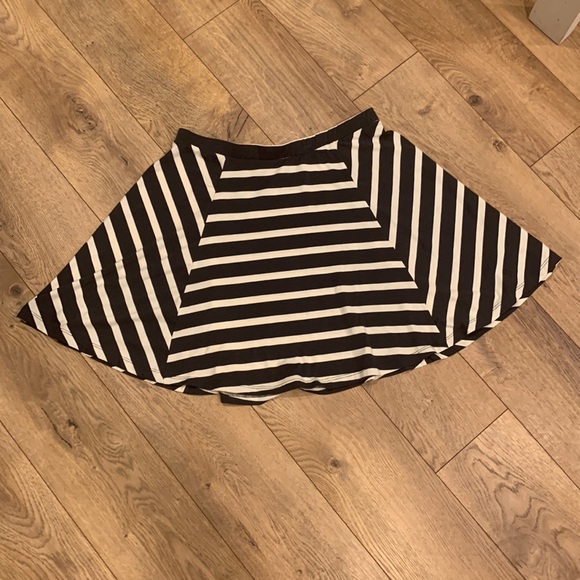 Striped A-line Mini Skirt - Picture 3 of 3